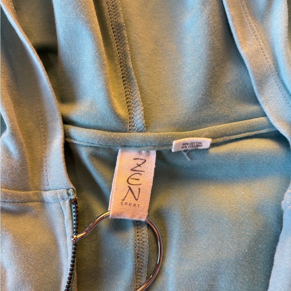 ZEN Sport Women's Hooded Zip Jacket in Sage Green